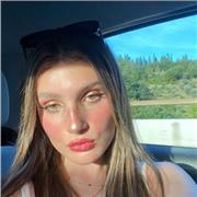 Studentessa diplomata offre ripetizioni di inglese